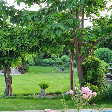 Penzión pre hostí Lea 3*